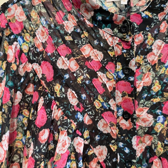 Olivaceous Floral Blouse - Picture 3 of 5